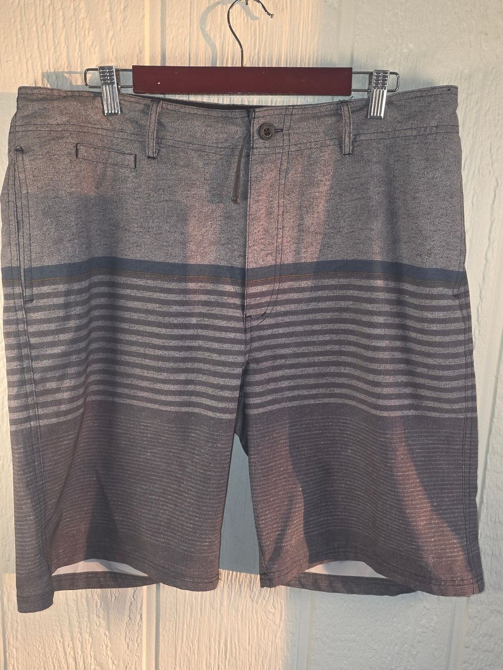 Men's Ocean Current Charcoal Gray Striped Hybrid Shorts, Size 36